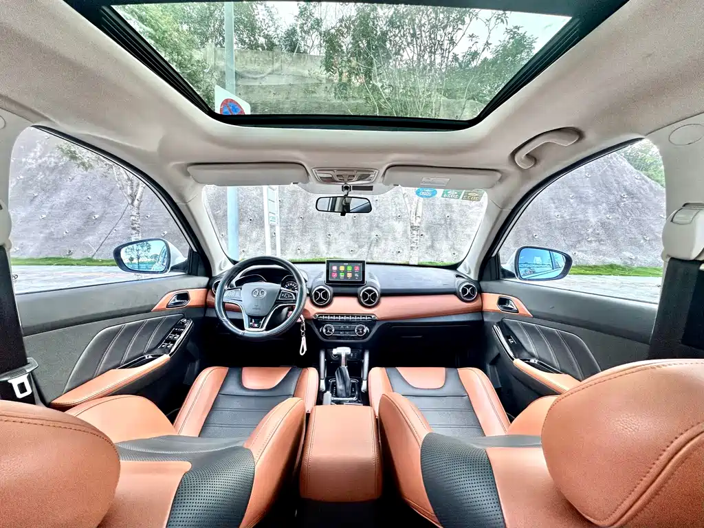BAIC Shenbao X35 2016 — фото 35