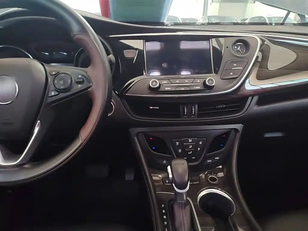 Buick Envision Plus 2020 — фото 10