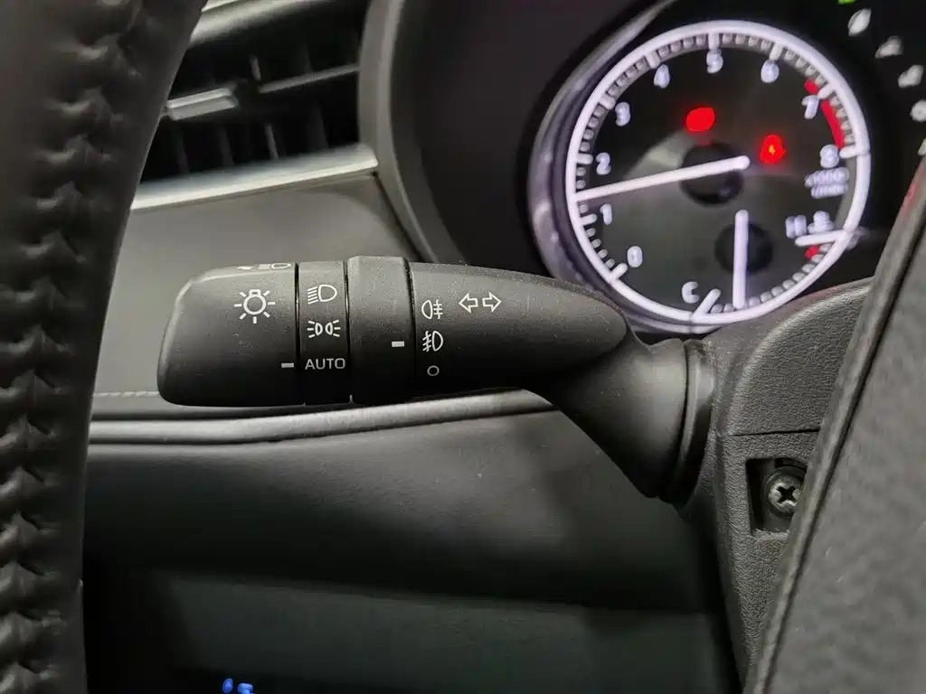 Toyota Harrier 2022 — фото 21