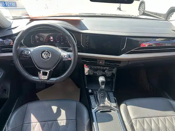 Volkswagen Passat 2019