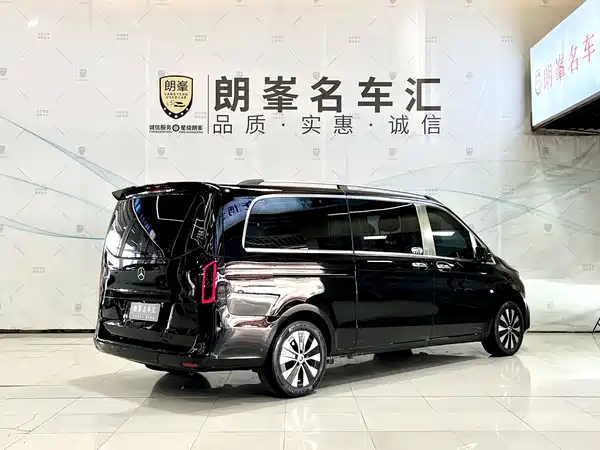 Mercedes-Benz Vito 2023