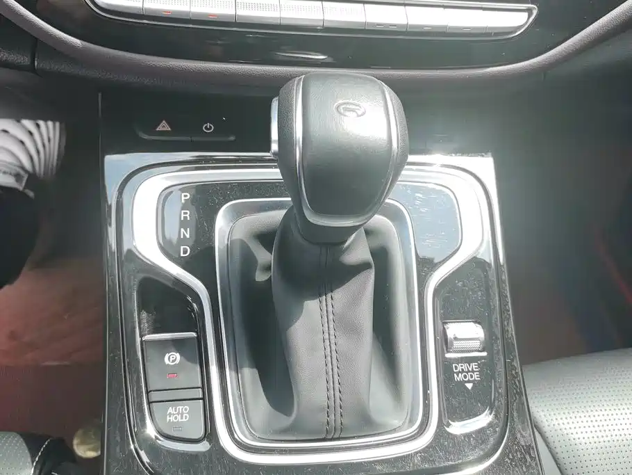 GAC Trumpchi M6 2023 — фото 16
