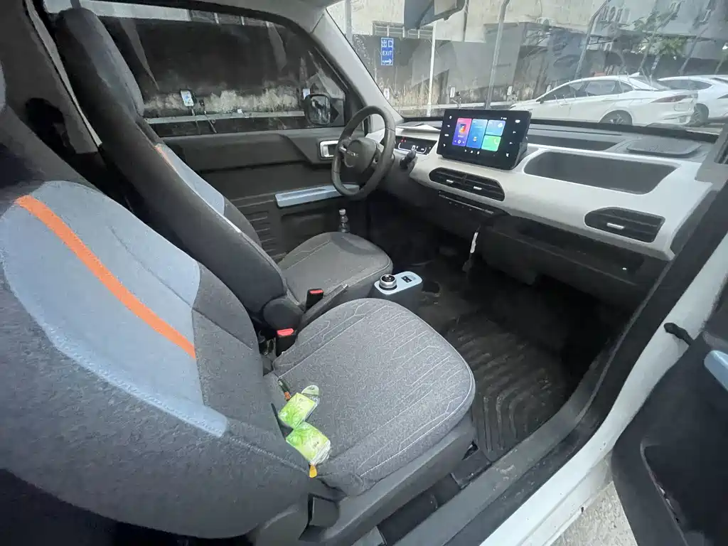 Geely Galaxy Panda 2023
