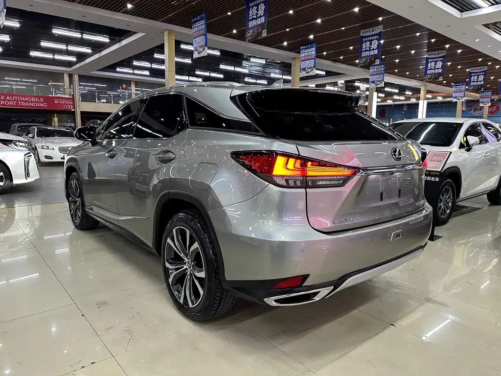 Lexus RX 2020 — фото 9