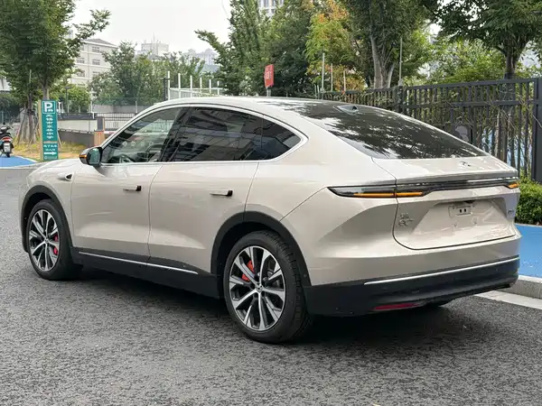 NIO EC7 2023
