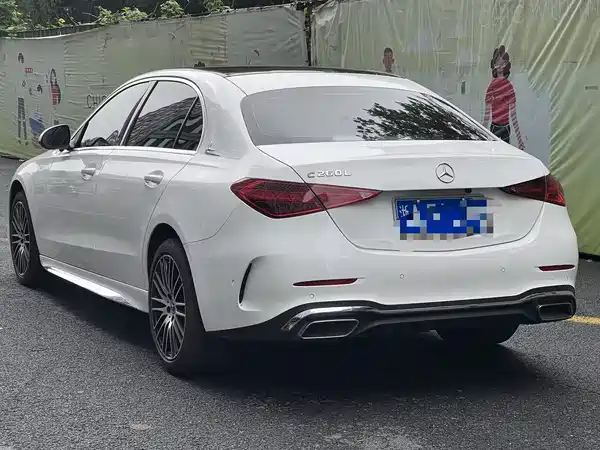 Mercedes-Benz C-Class 2024