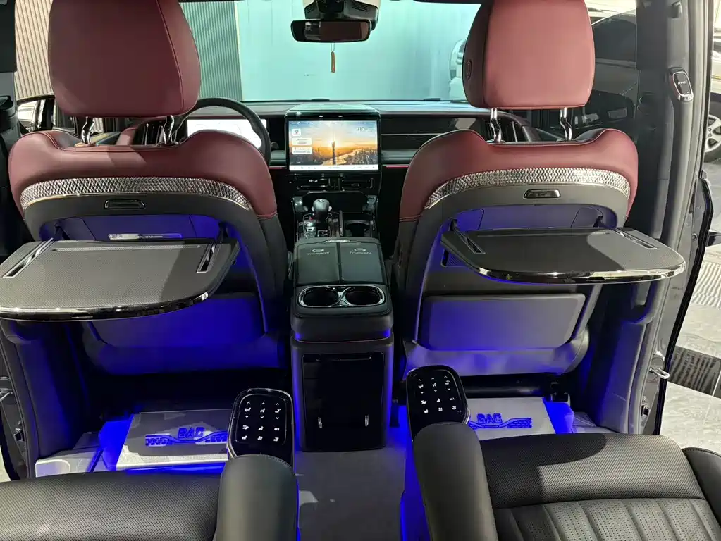 GAC Motor Trumpchi M8 2024 — фото 12