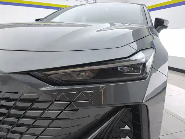 Changan UNI-V 2023