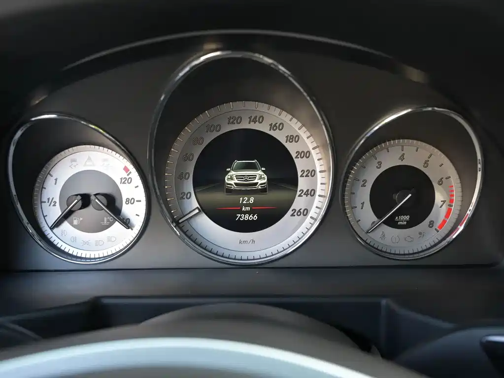 Mercedes-Benz GLK-Class 2014 — фото 11