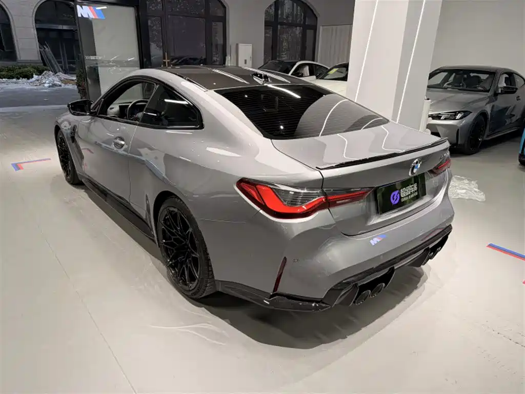 BMW M4 2023 — фото 5