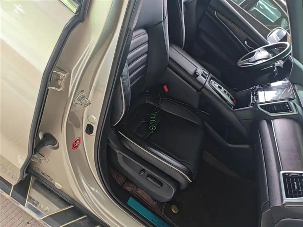 Honda UR-V 2018 — фото 25