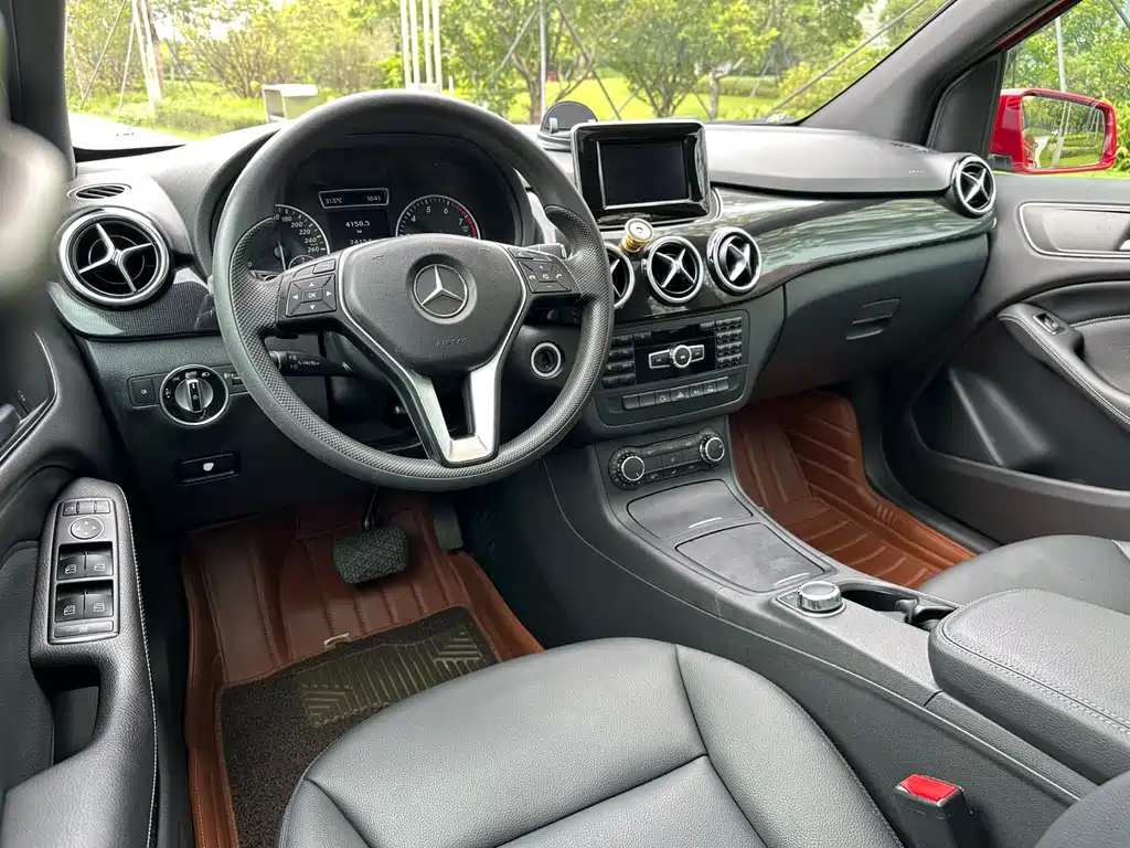 Mercedes-Benz B-Class 2014 — фото 8