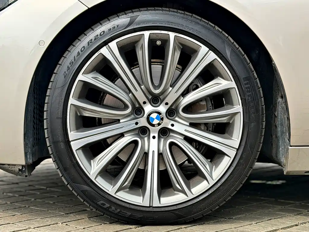 BMW 7 Series 2021 — фото 16