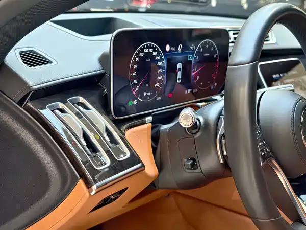 Mercedes-Benz S-Class 2023