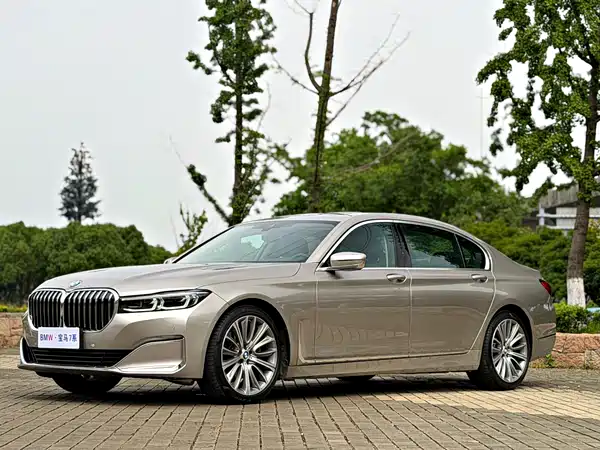 BMW 7 Series 2021