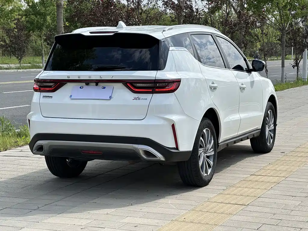 Geely Vision X6 2023 — фото 7