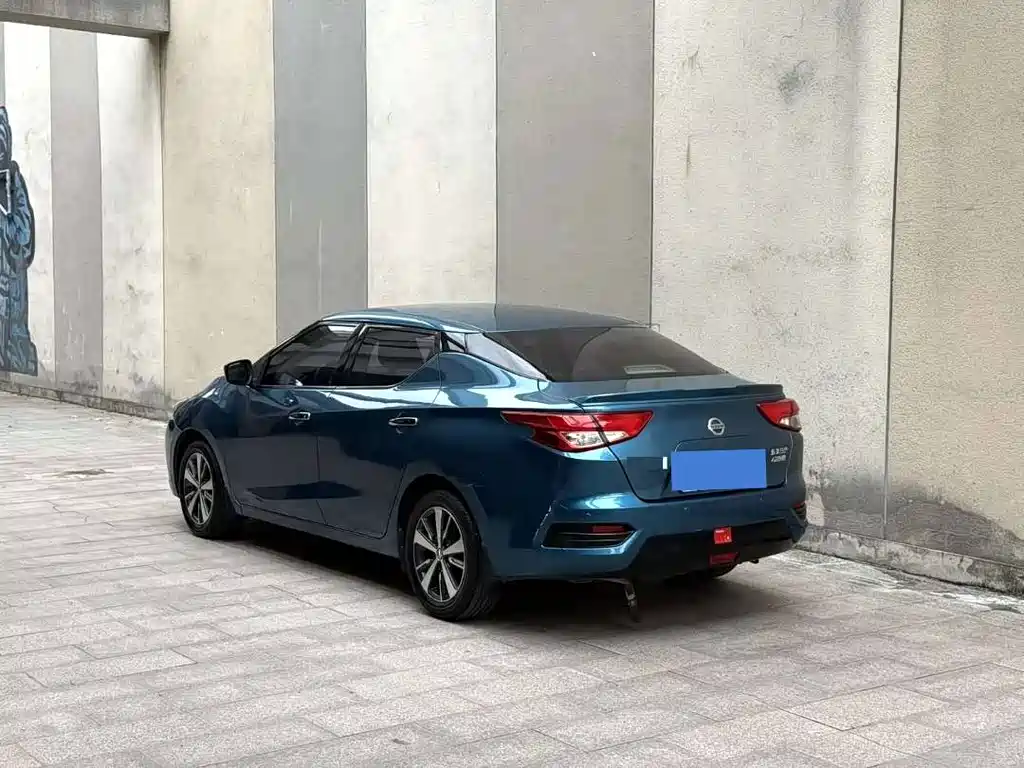 Nissan Bluebird 2016