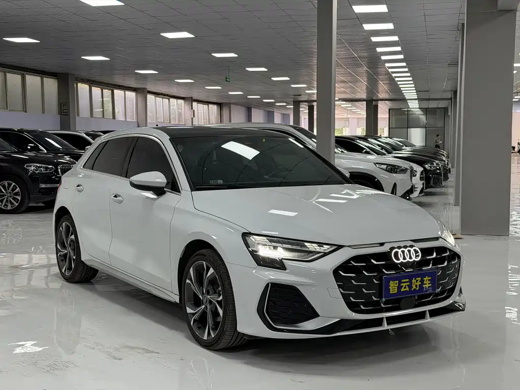 Audi A3 2025 — фото 3