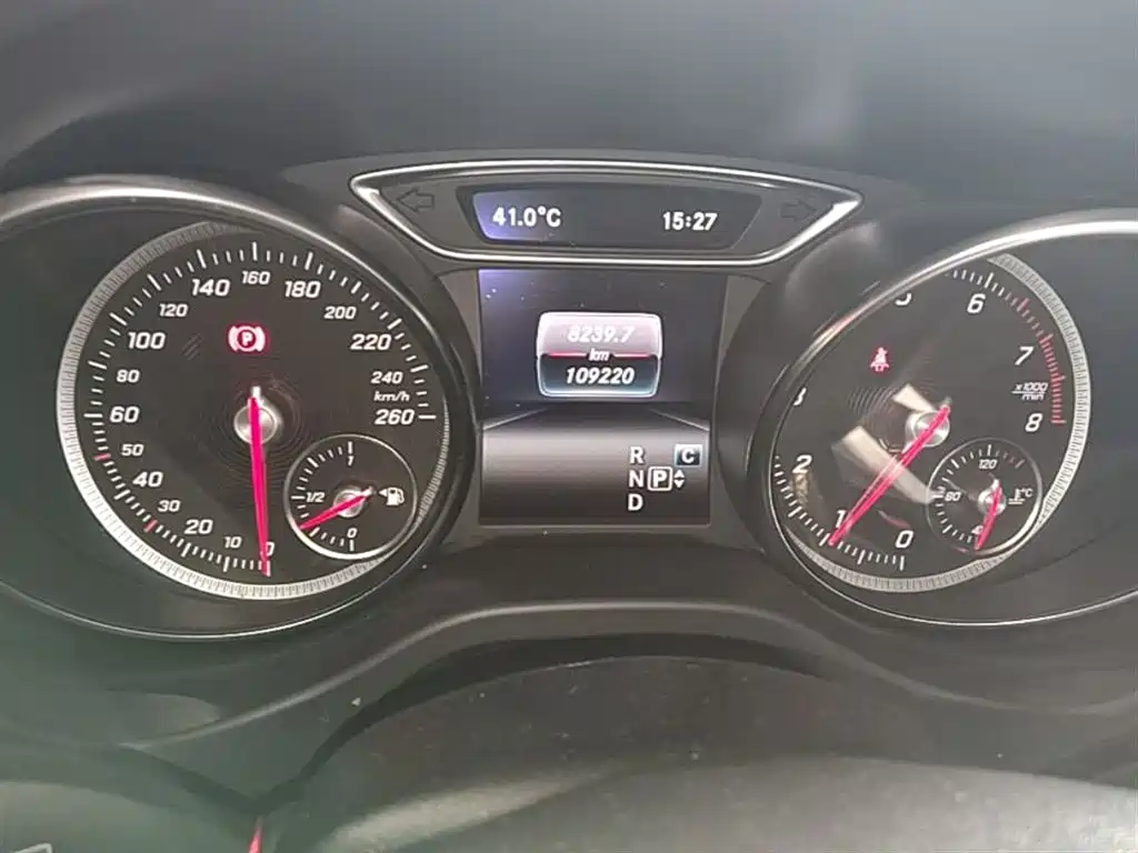 Mercedes-Benz GLA 2018 — фото 12