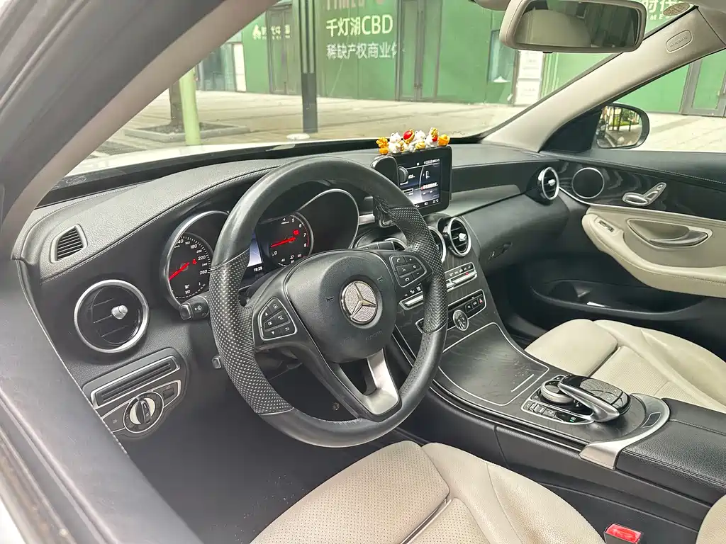 Mercedes-Benz C-Class 2016 — фото 9