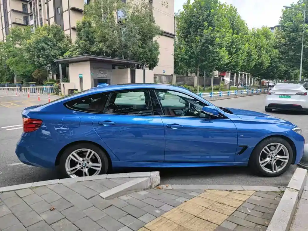 BMW 3 Series GT 2016