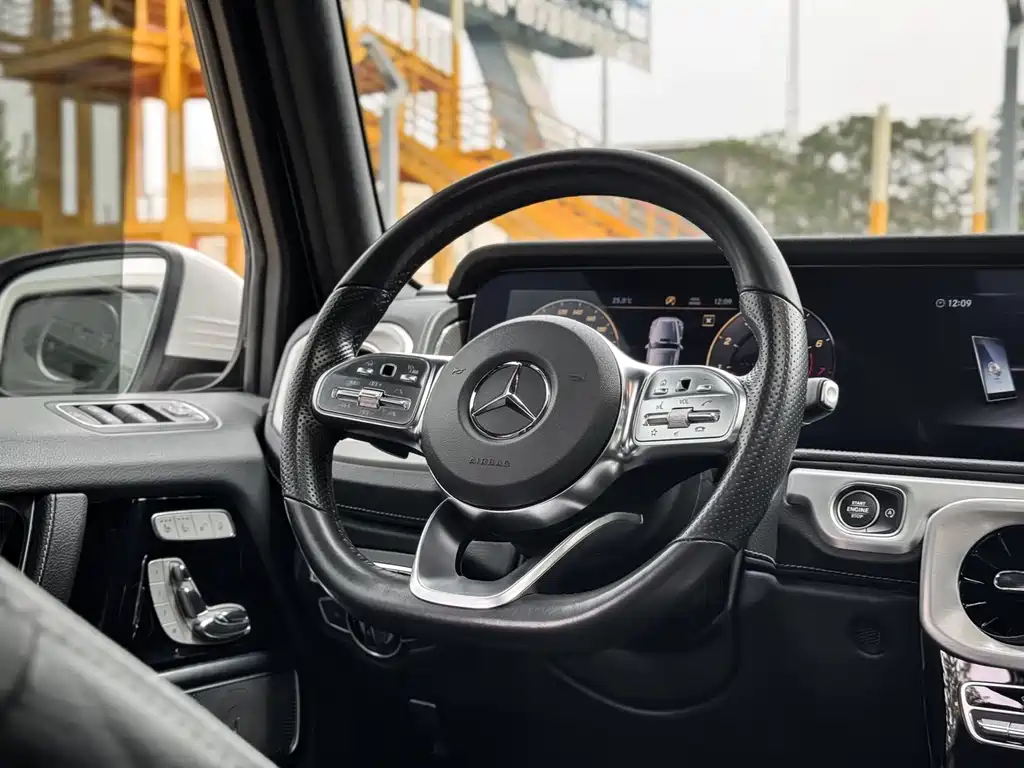 Mercedes-Benz G-Class 2019 — фото 12