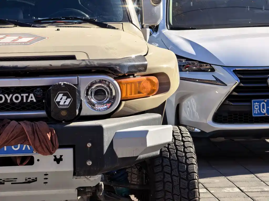 Toyota FJ Cruiser 2020 — фото 7