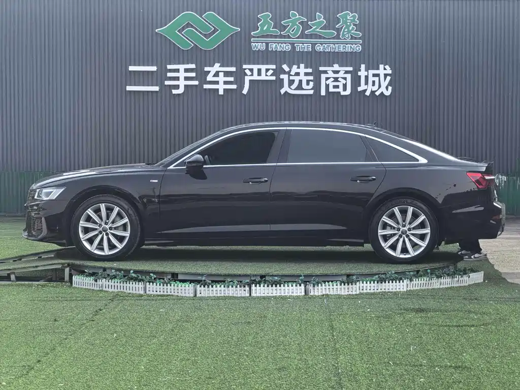 Audi A6L 2021 — фото 19