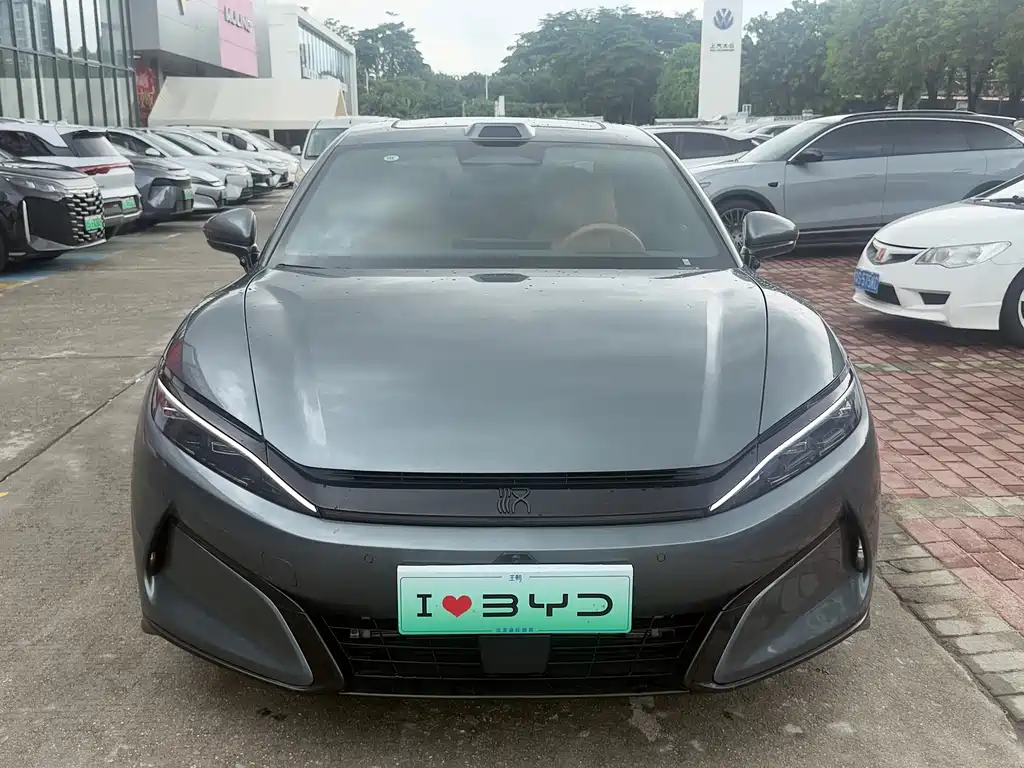 BYD Han L 2026