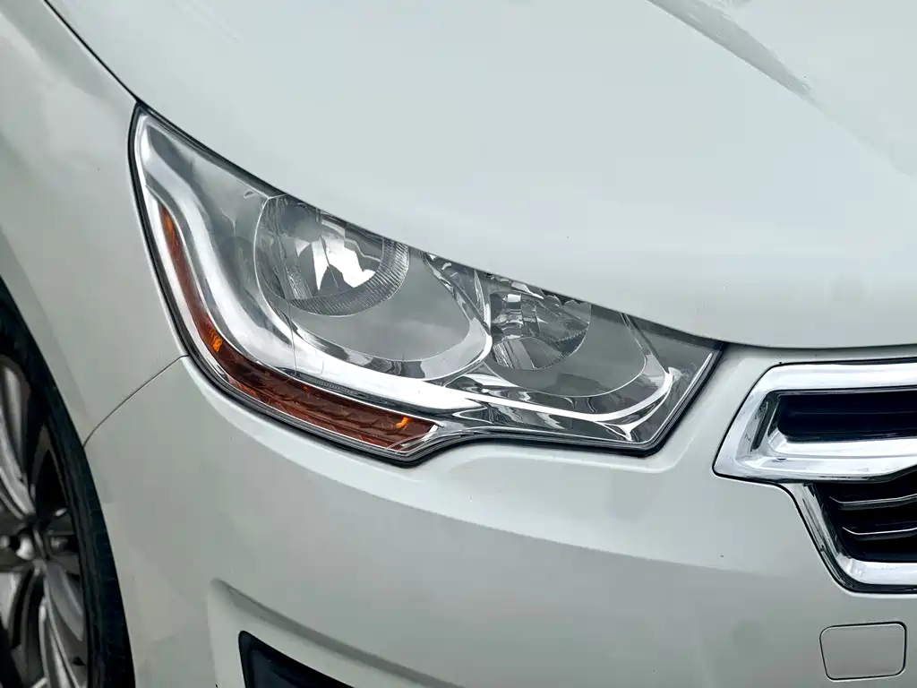 Citroen C4L 2015 — фото 13