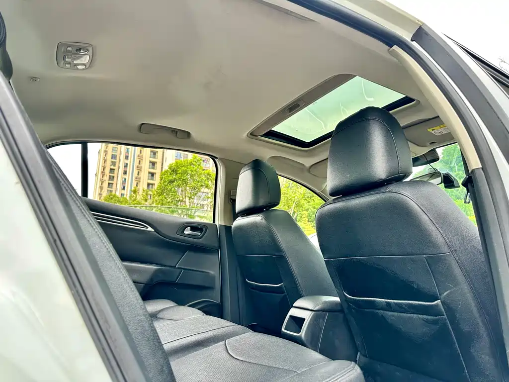 Citroen C4L 2015 — фото 25