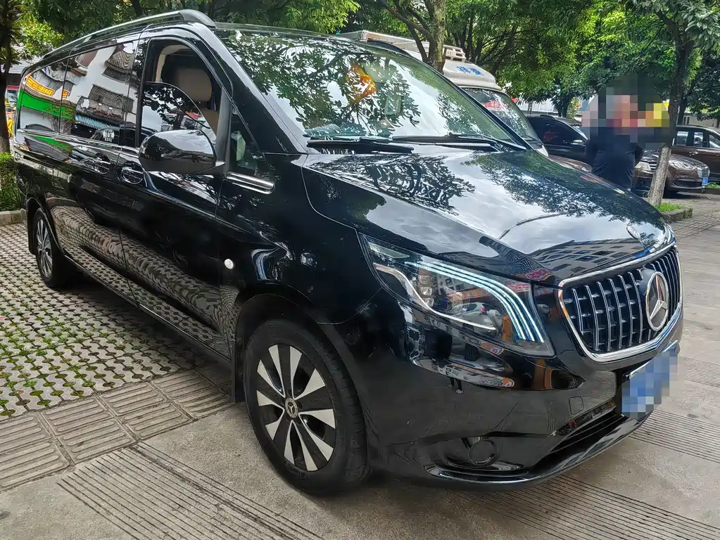Mercedes-Benz Vito 2022 — фото 2