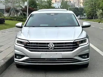 Volkswagen Sagitar 2019
