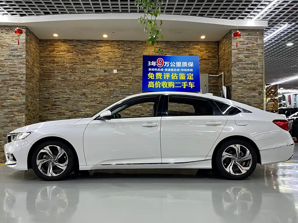 Honda Accord 2020 — фото 3