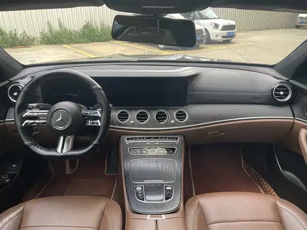 Mercedes-Benz E-Class 2021