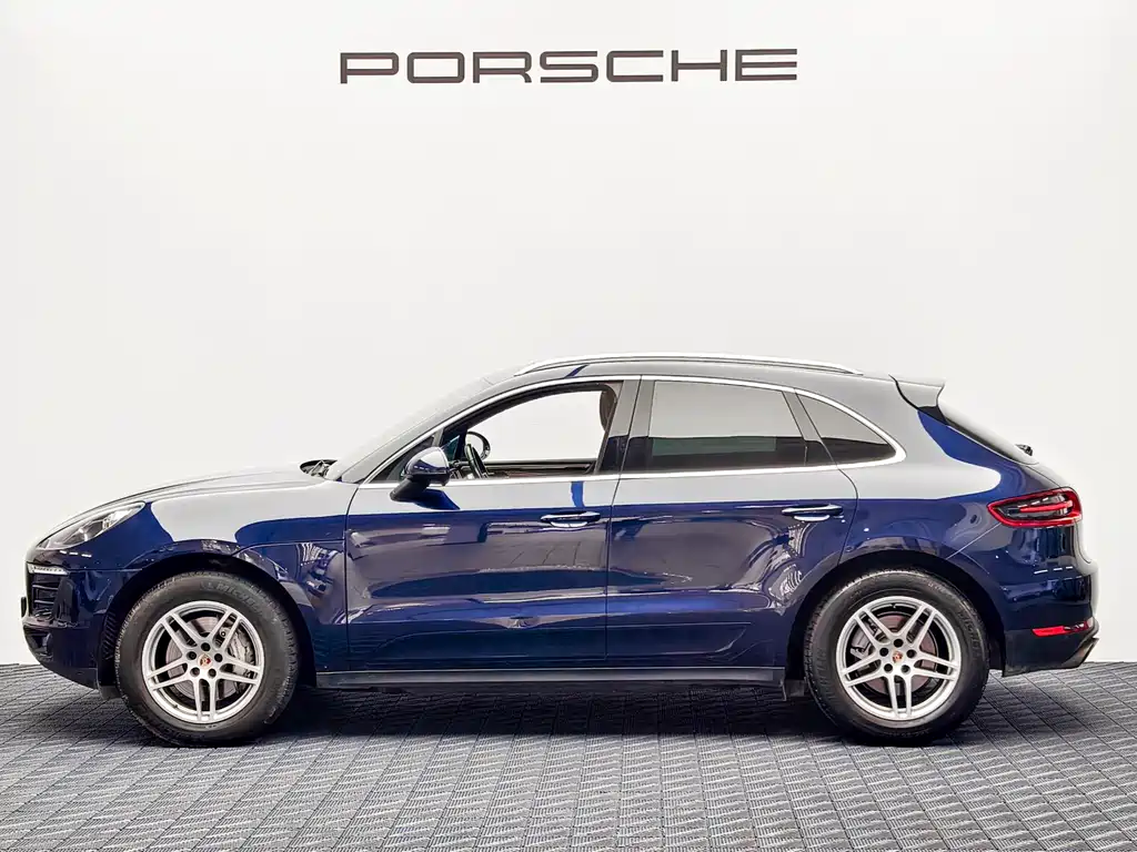 Porsche Macan 2017 — фото 7