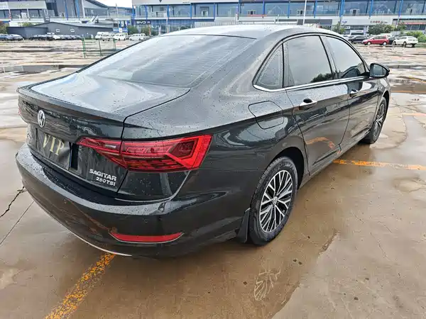 Volkswagen Sagitar 2020