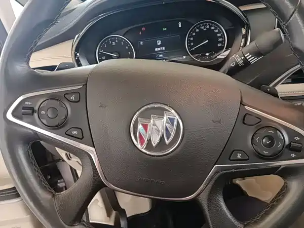 Buick GL8 2024
