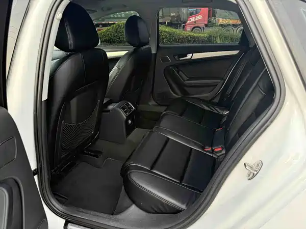 Audi A4L 2013