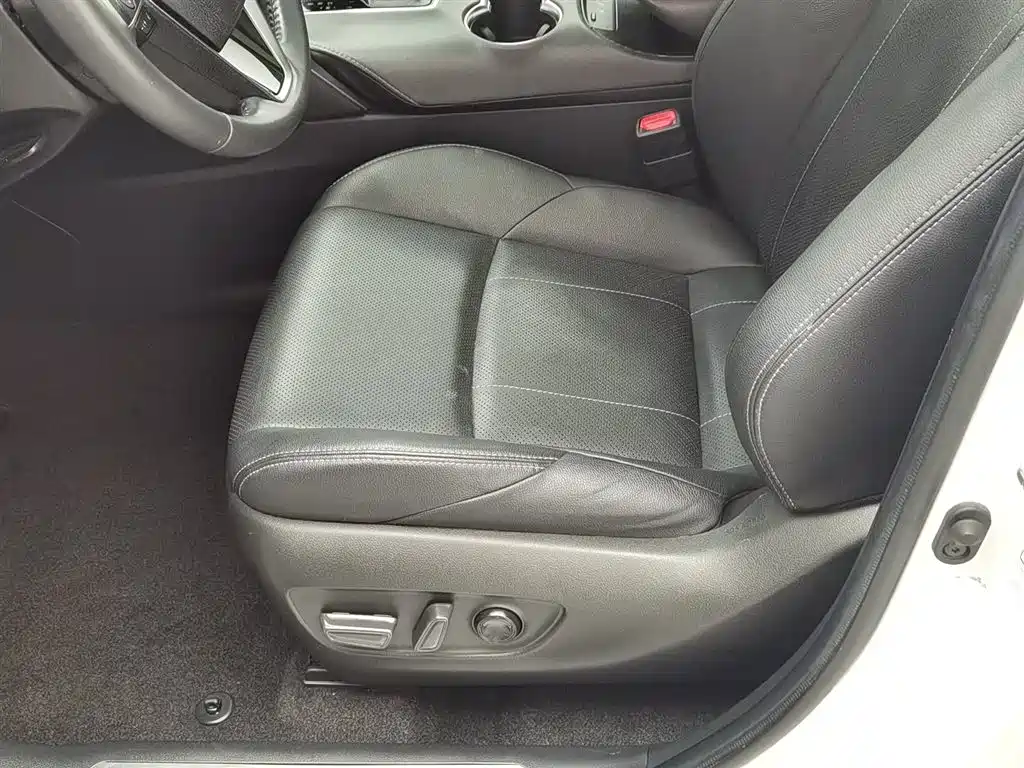 Toyota Harrier 2022 — фото 20