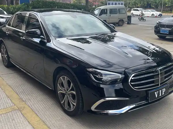 Mercedes-Benz E-Class 2021