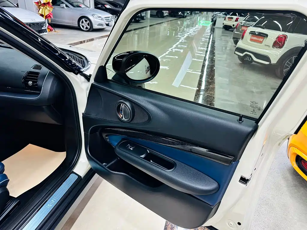 MINI Clubman 2021 — фото 18