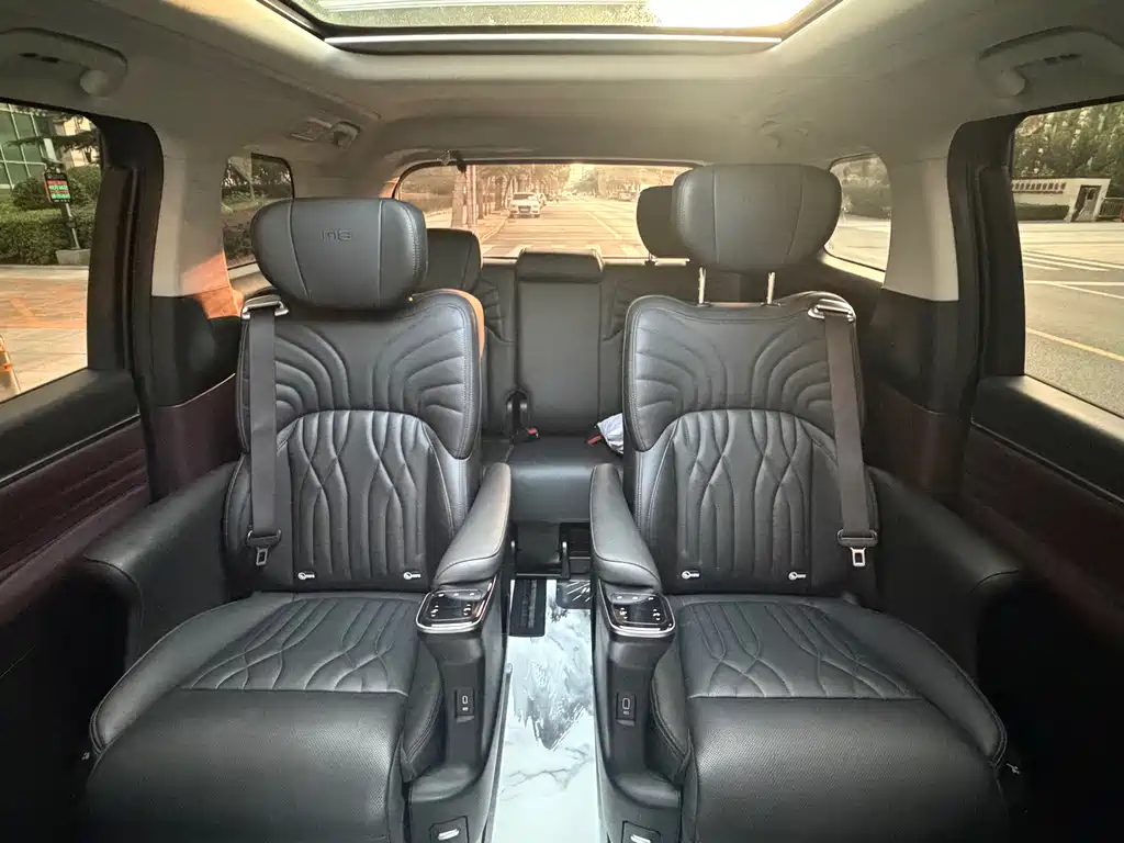 GAC Trumpchi M8 2024 — фото 11