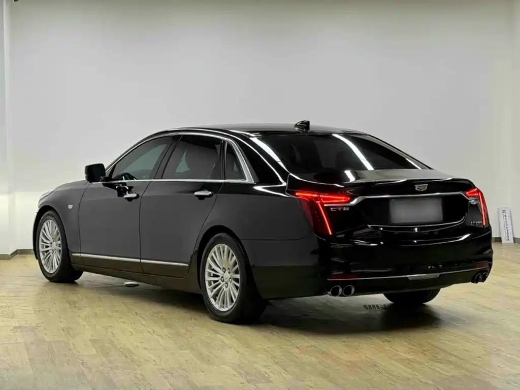 Cadillac CT6 2019 — фото 12
