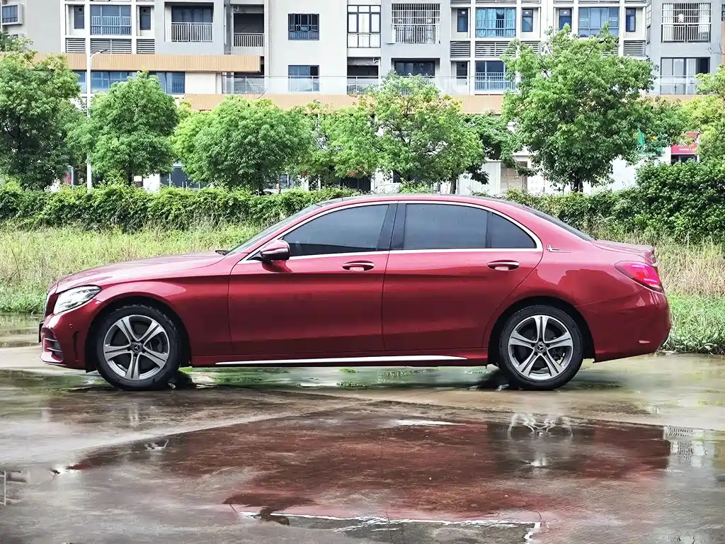Mercedes-Benz C-Class 2018