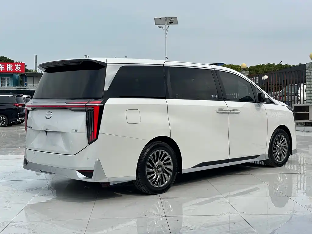 GAC Trumpchi M8 2023 — фото 14