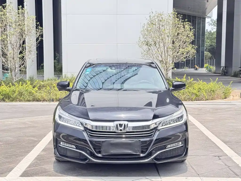 Honda Accord 2016 — фото 2