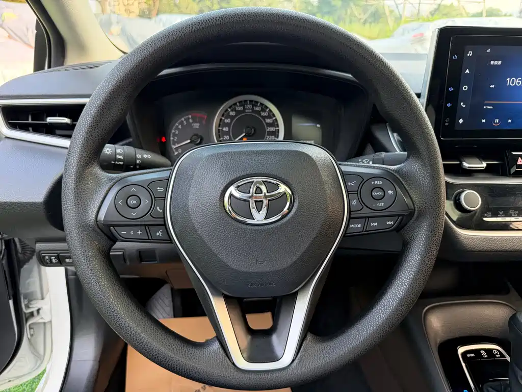 Toyota Corolla 2022 — фото 13