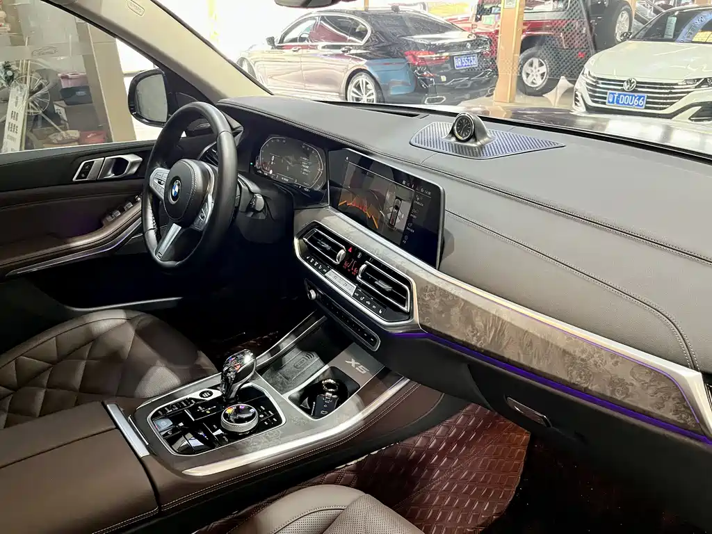 BMW X5 2023 — фото 14