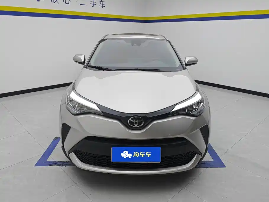 Toyota C-HR 2021 — фото 2